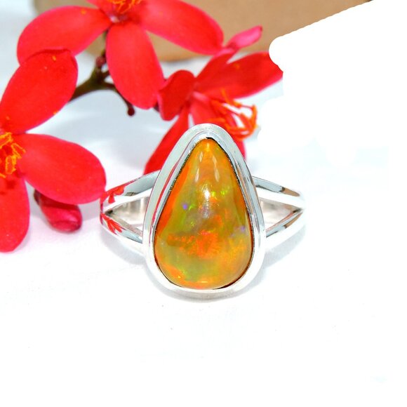 Ethiopian opal Gemstone Ring, 925 Sterling Silver Ring, Natural Opal Pear Shape - Picture 3 of 5